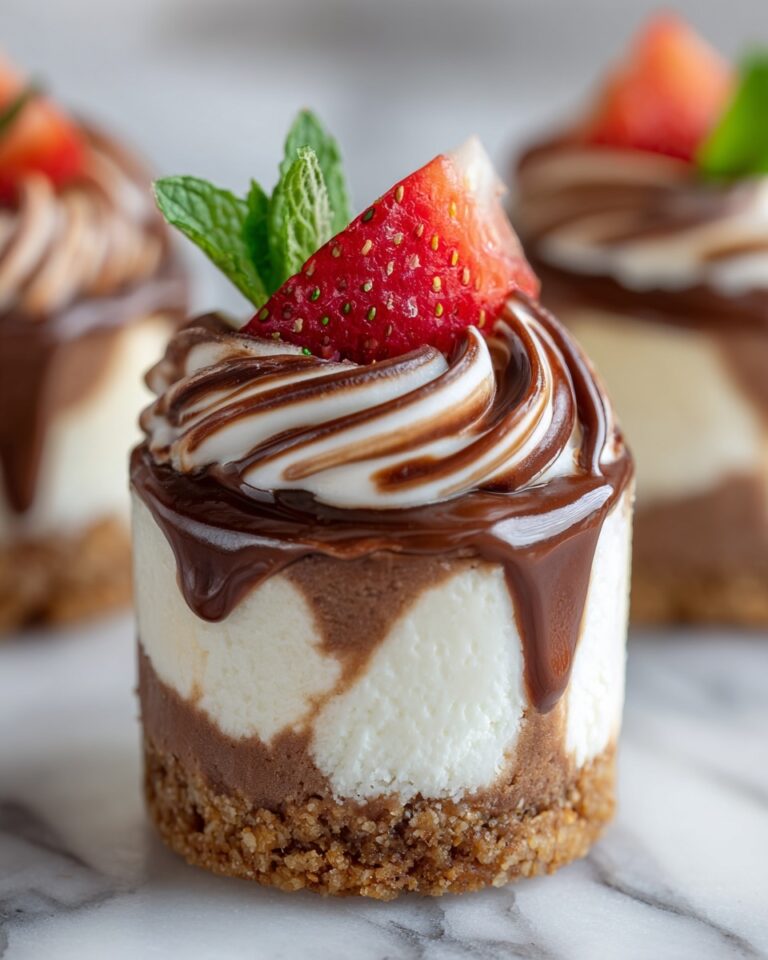 No-Bake Mini Strawberry Cheesecakes Recipe