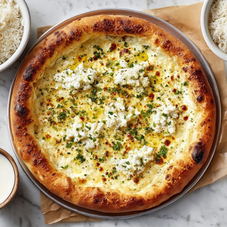 Creamy Garlic White Pizza Sauce Recipe